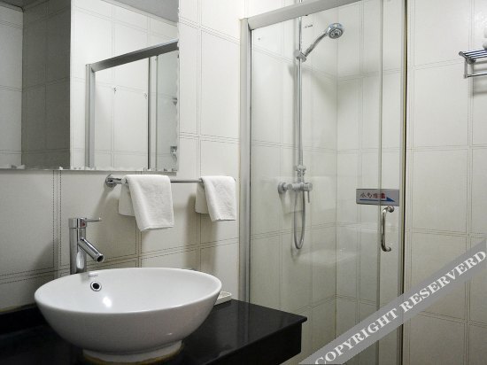 Чжэнчжоу: Dengfeng Yibaiyuan Hotel