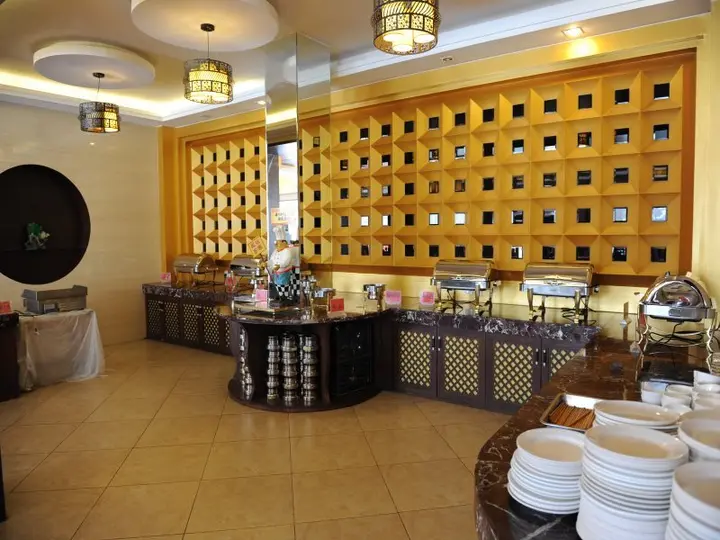 Шангри-Ла: Shangrila Sanglong Hotel