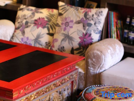 Шангри-Ла: Chenxiang Xiaozhu Guesthouse