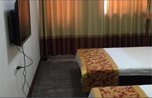 Цзиньчжун: Pingyao Renyichang Inn
