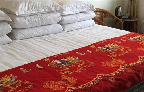 Цзиньчжун: Pingyao Renyichang Inn