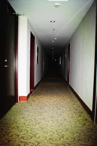 Яньтай: Shell Hotel Shandong Yantai Development Zone Golden Beach