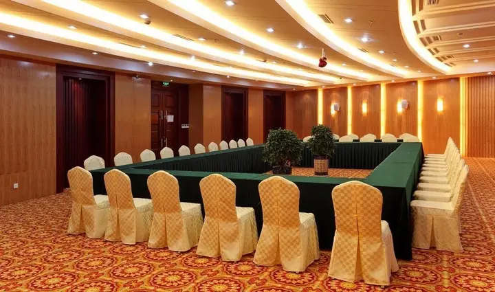 Шанхай: Yasheng Hotel Taicang Shaxi