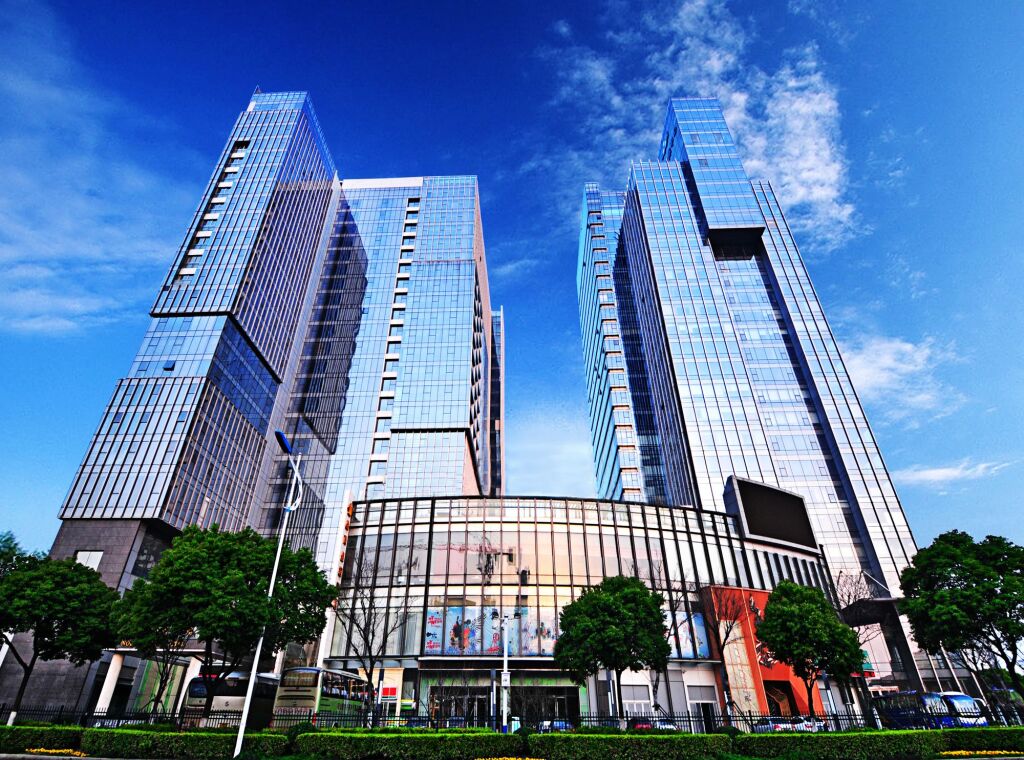 Уси: Noble Crown Hotel