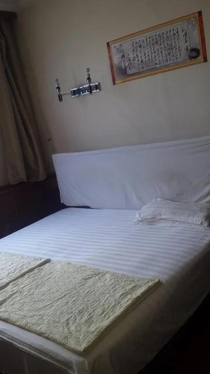 Чжэнчжоу: Xinmi Wanjiale Hotel