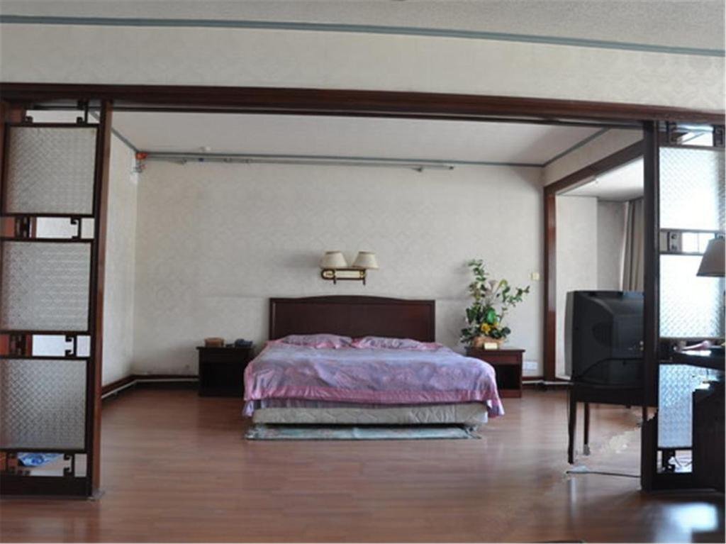 Циньхуандао: Waimao Hotel