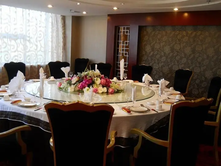 Линьи: Yijing Holiday Hotel Yimeng Road Branch