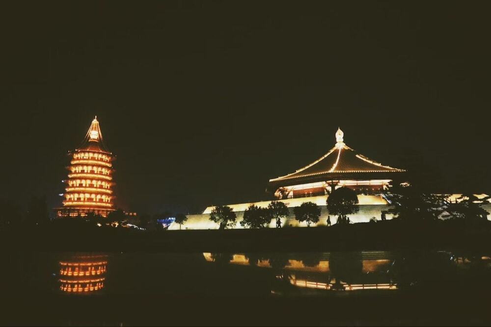 Лоян: Luoyang As Home Youth Hostel