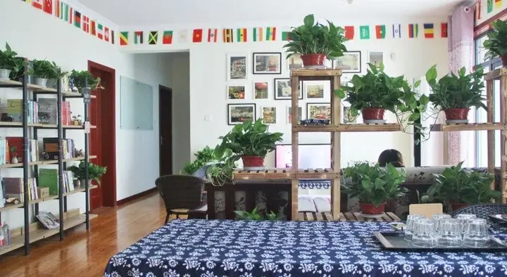 Лоян: Luoyang As Home Youth Hostel
