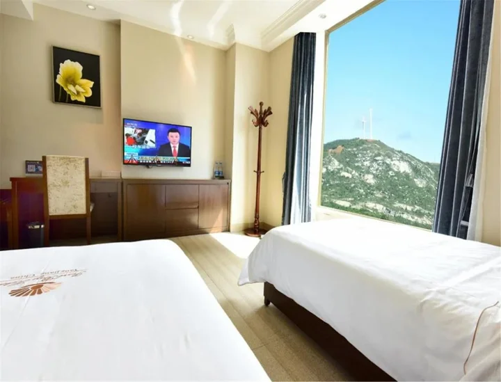 Янгиианг: Yangjiang Dongping Pearl Bay Hotel