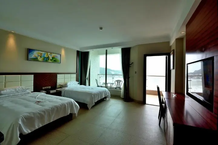 Янгиианг: Yangjiang Dongping Pearl Bay Hotel