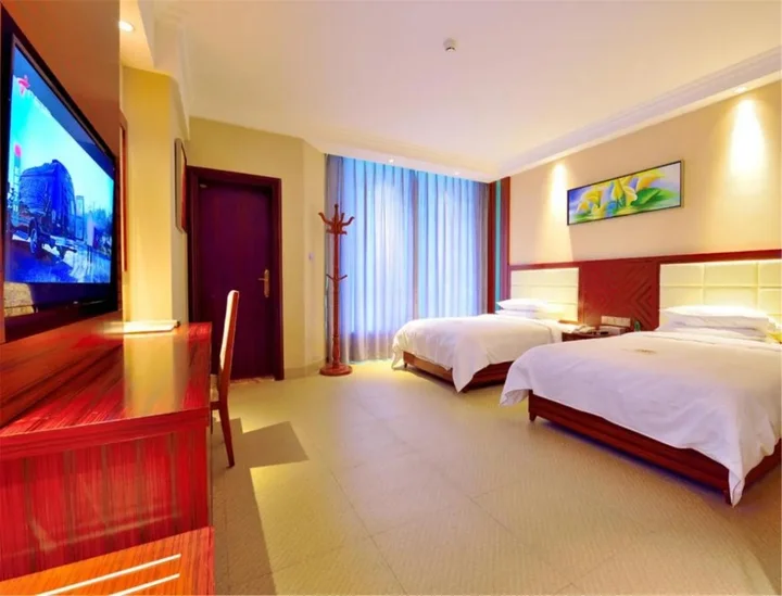 Янгиианг: Yangjiang Dongping Pearl Bay Hotel
