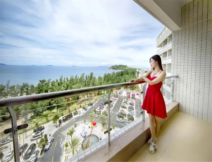 Янгиианг: Yangjiang Dongping Pearl Bay Hotel