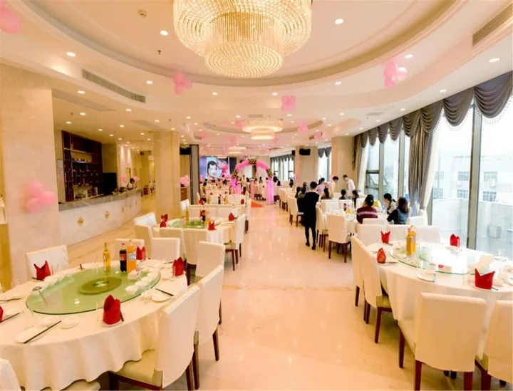 Янгиианг: Yangjiang Dongping Pearl Bay Hotel