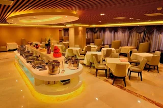 Янгиианг: Yangjiang Dongping Pearl Bay Hotel
