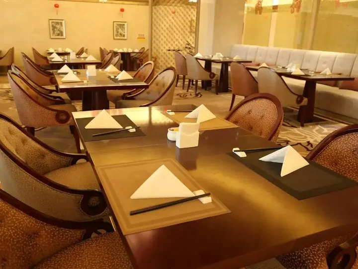 Суцянь: Suqian Canal Jinling Hotel