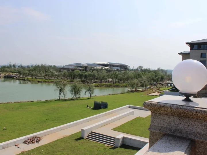 Суцянь: Suqian Canal Jinling Hotel