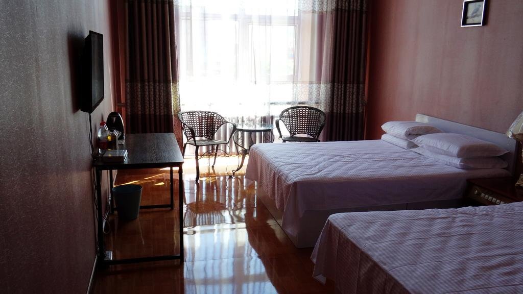 Хулун-Буир: Yingze Hotel