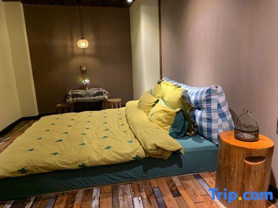 Баошань: Floral Hotel·Our Yard Hotel（tengchong）