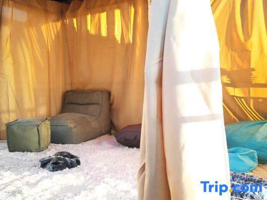 Баошань: Floral Hotel·Our Yard Hotel(tengchong)