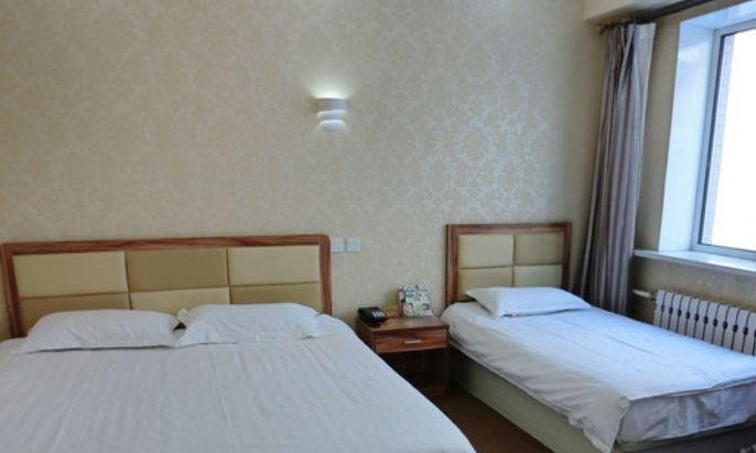Хулун-Буир: Hulunbuir Longchen Inn