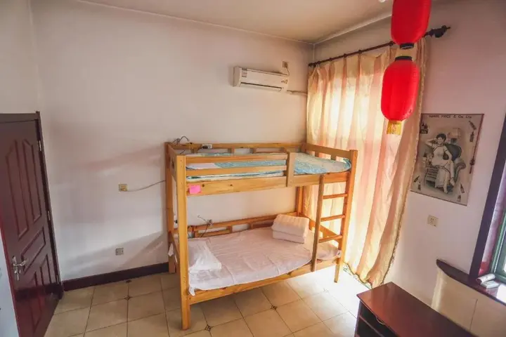 Цзиньчжун: Xindeqing Youth Hostel