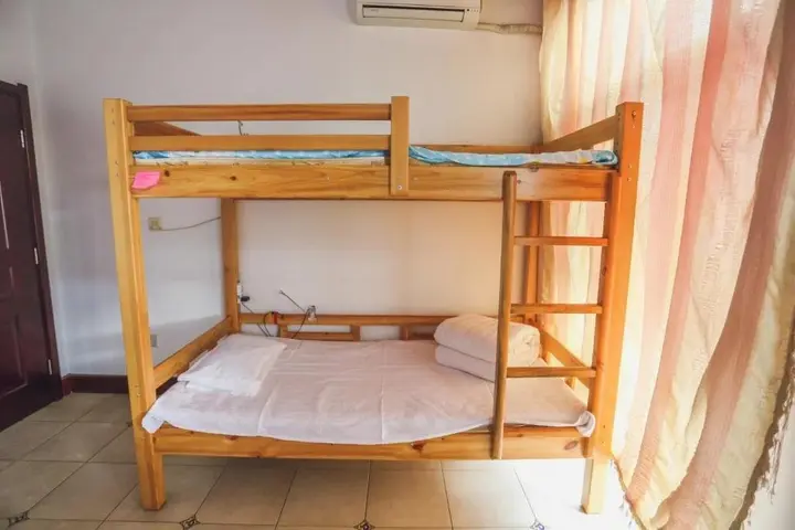 Цзиньчжун: Xindeqing Youth Hostel