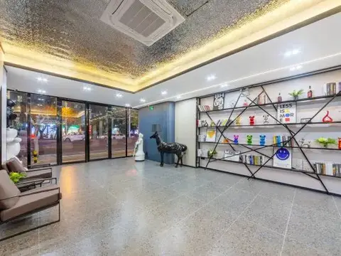 V8 Theme Hotel Fucheng — фото 4