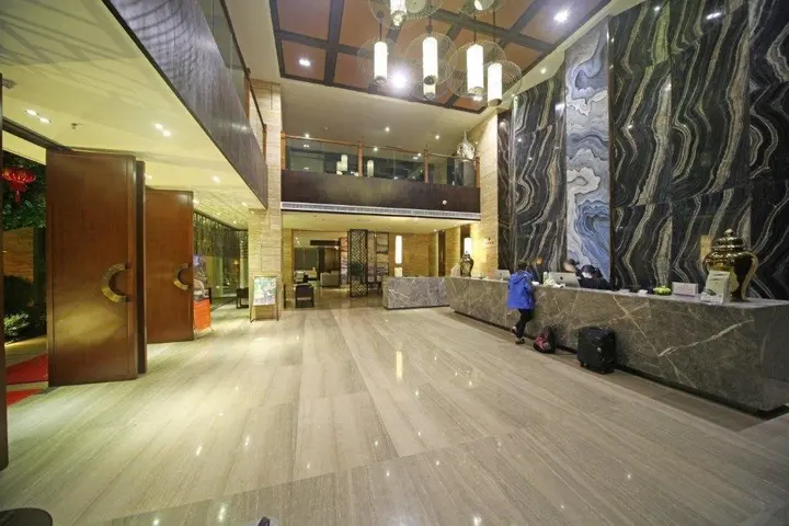Баошань: Oriental Xuanyi Holiday Hotel