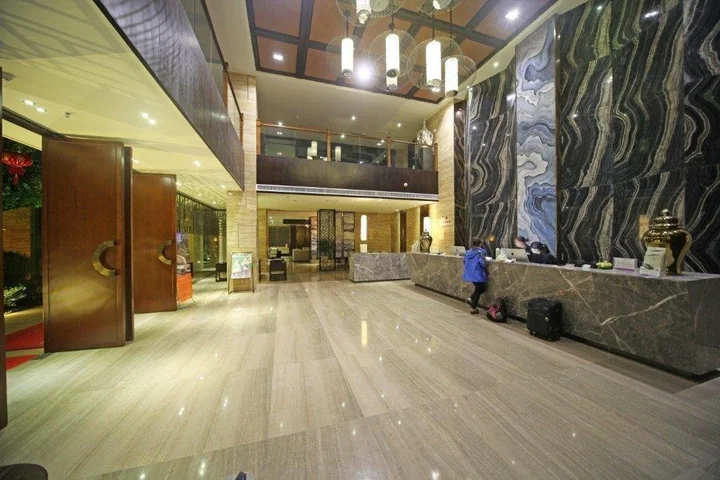 Баошань: Oriental Xuanyi Holiday Hotel
