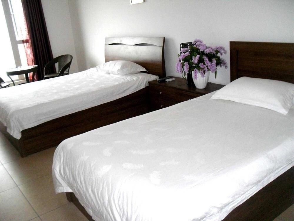 Цзинхун: Huihua Gongyu Hotel