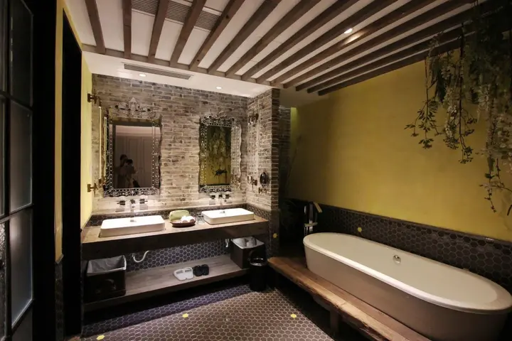 Шанхай: Bamboo Retreat