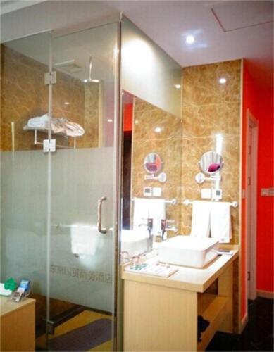 Кайфын: Kaifeng Dongjing Guomao Business Hotel