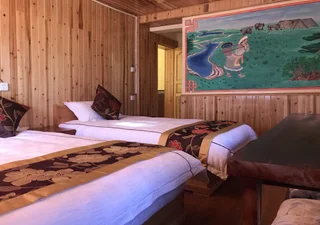 Шангри-Ла: Tibet Guset House Tiger Leaping Gorge Shangrila