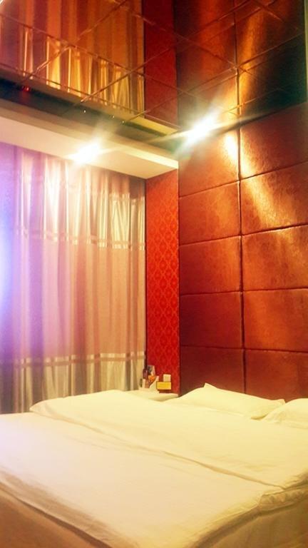 Хулун-Буир: Longfeng Theme Hotel Hulunbuir