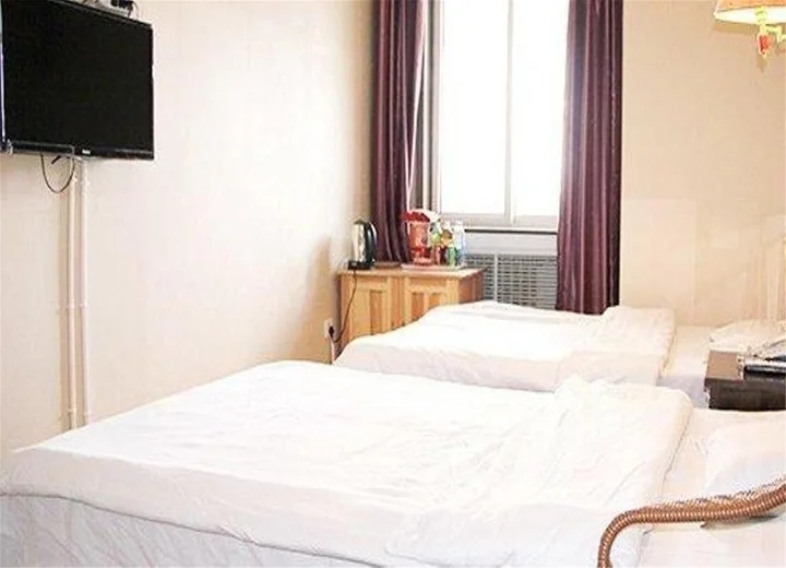 Чэндэ: Chengde Xinhe 521 Theme Hotel