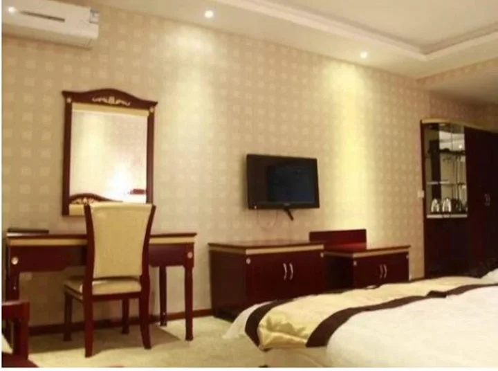 Цзинхун: Xishuangbanna Zhongrui Business Hotel