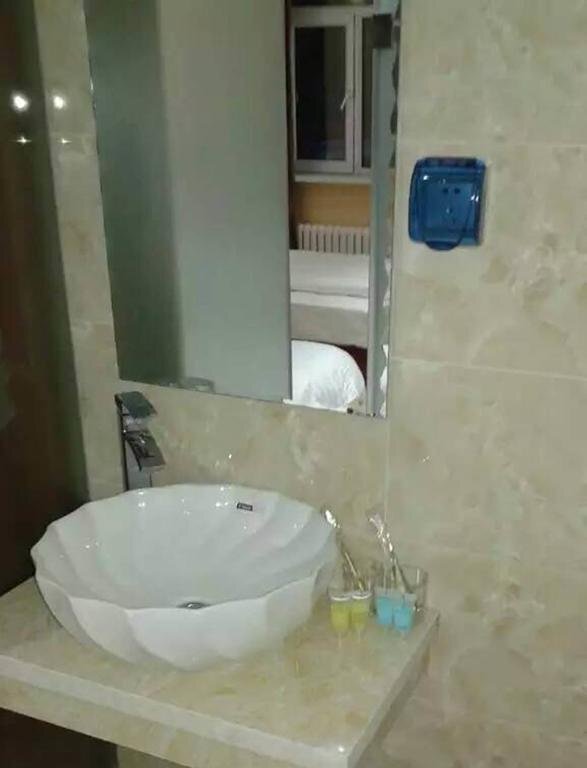 Хулун-Буир: 7 Days Home Inn