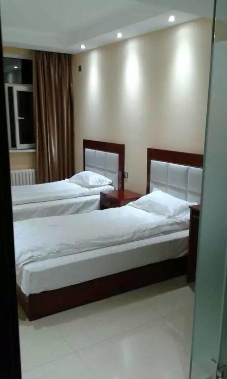 Хулун-Буир: 7 Days Home Inn