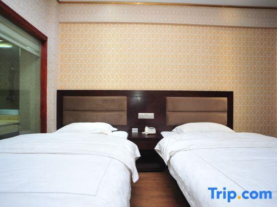 Цзинхун: Xishuangbanna Dibo'er Hotel