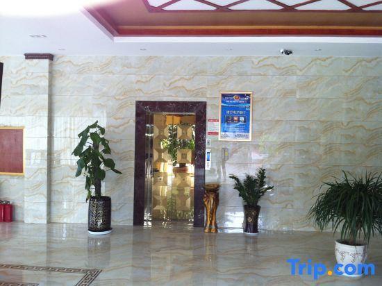 Цзинхун: Xishuangbanna Dibo'er Hotel