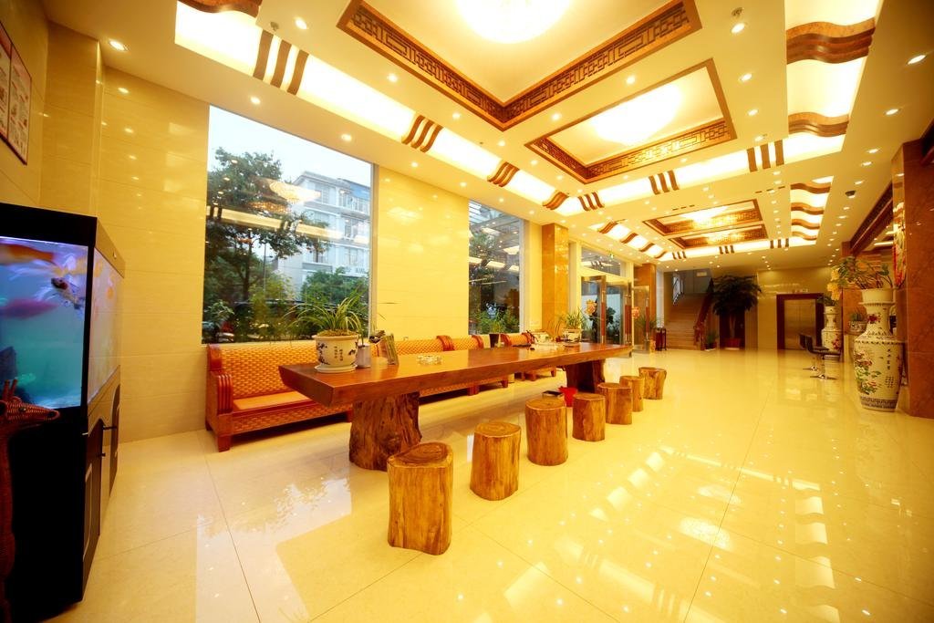 Баошань: Chengfeng Hotel