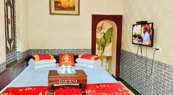 Цзиньчжун: Taoranju Inn