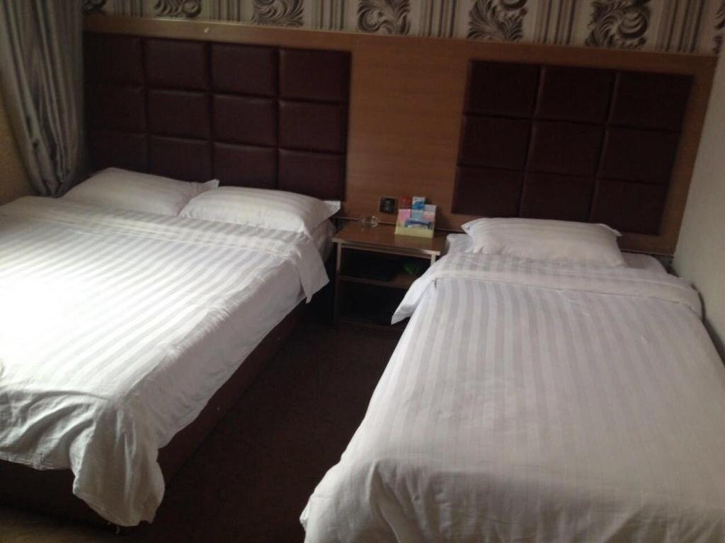 Хулун-Буир: Tianhua Express Hotel