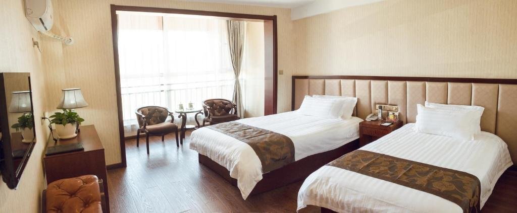 Чэндэ: Shengyi Business Hotel