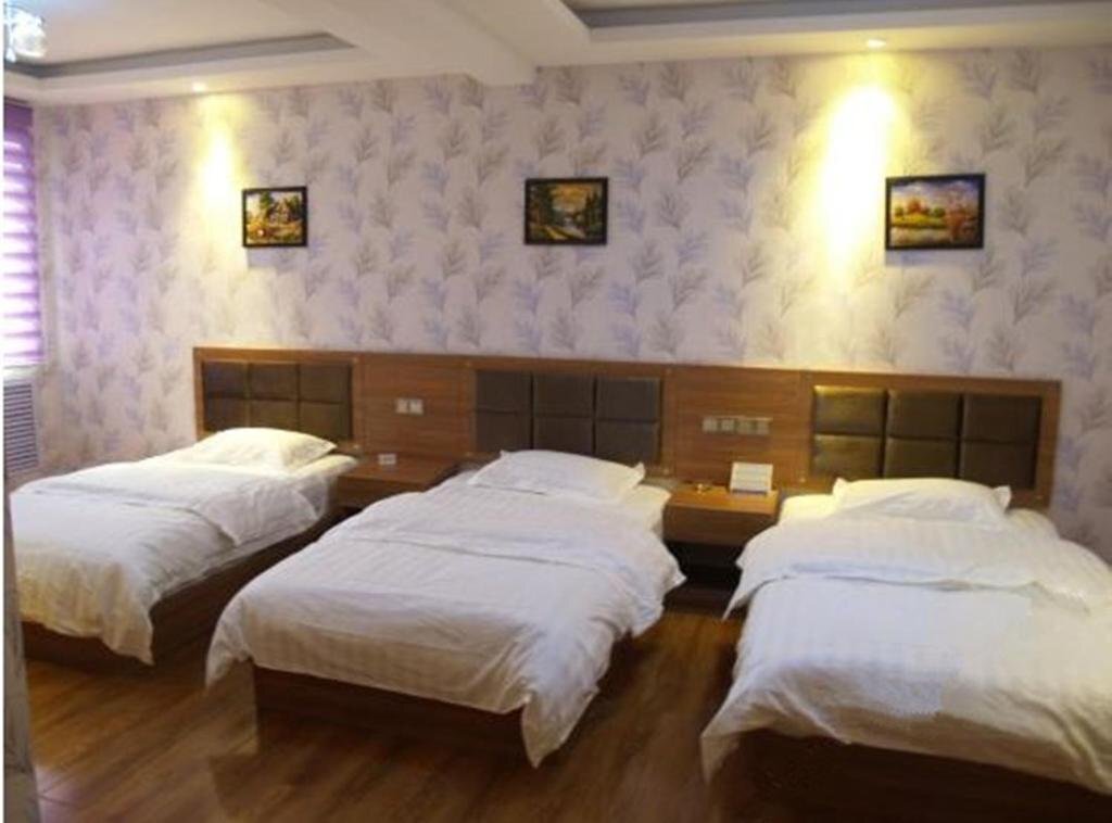 Хулун-Буир: Fucheng Guest House
