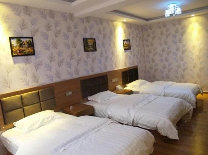 Хулун-Буир: Fucheng Guest House