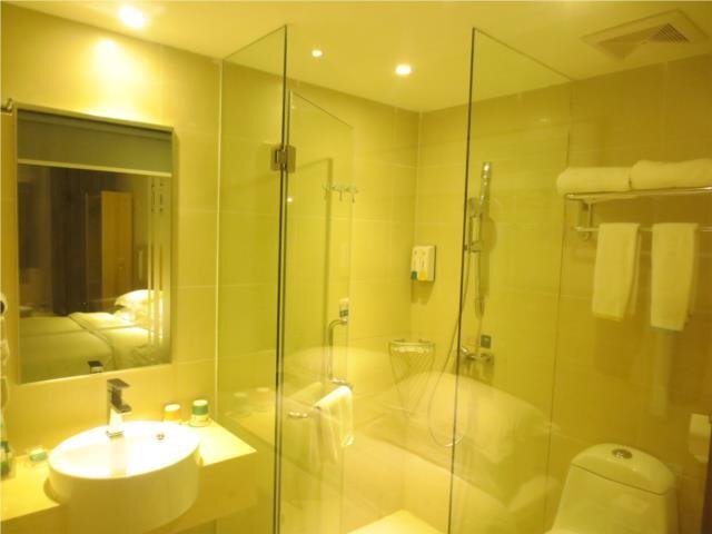 Хойчжоу: City Comfort Inn Huizhou Shuikou Huxi Avenue
