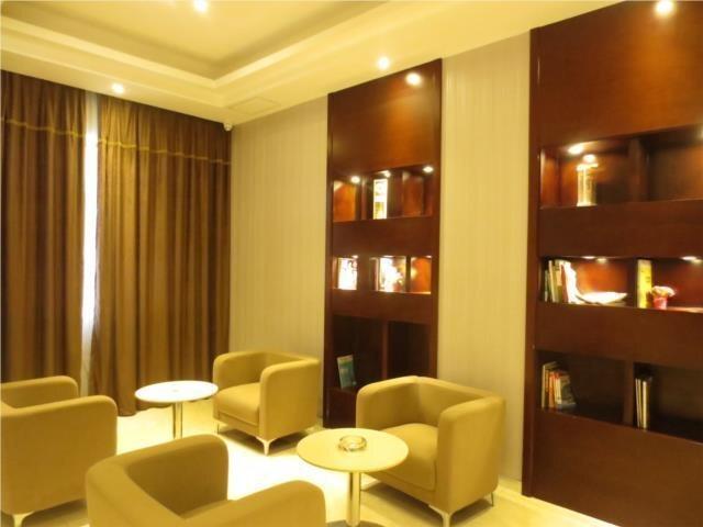 Хойчжоу: City Comfort Inn Huizhou Shuikou Huxi Avenue