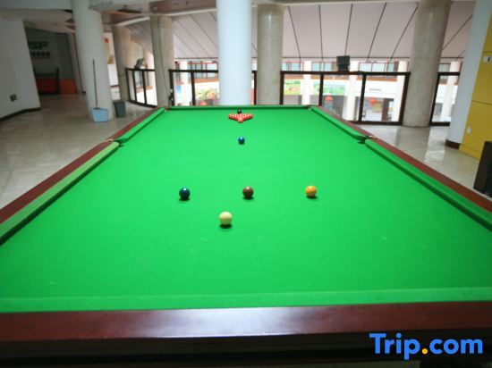 Баотин: Zhongnan Hot Spring Apartment Hotel
